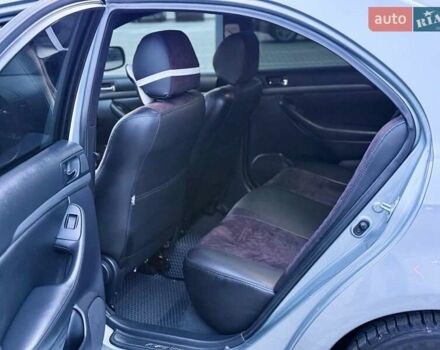 Серый Тойота Авенсис, объемом двигателя 1.6 л и пробегом 300 тыс. км за 5250 $, фото 18 на Automoto.ua