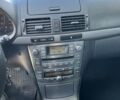 Сірий Тойота Авенсіс, об'ємом двигуна 1.8 л та пробігом 237 тис. км за 6500 $, фото 1 на Automoto.ua