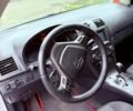 Серый Тойота Авенсис, объемом двигателя 2 л и пробегом 244 тыс. км за 6900 $, фото 5 на Automoto.ua