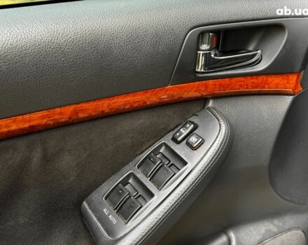 Серый Тойота Авенсис, объемом двигателя 2 л и пробегом 127 тыс. км за 7490 $, фото 12 на Automoto.ua