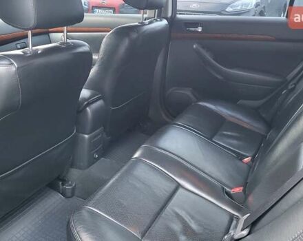 Серый Тойота Авенсис, объемом двигателя 2 л и пробегом 286 тыс. км за 7500 $, фото 20 на Automoto.ua