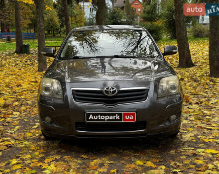 Серый Тойота Авенсис, объемом двигателя 2 л и пробегом 127 тыс. км за 7490 $, фото 3 на Automoto.ua
