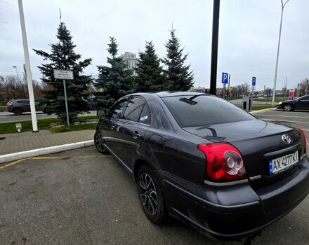 Сірий Тойота Авенсіс, об'ємом двигуна 1.8 л та пробігом 240 тис. км за 8000 $, фото 6 на Automoto.ua
