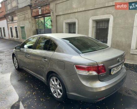 Серый Тойота Авенсис, объемом двигателя 2 л и пробегом 124 тыс. км за 10500 $, фото 6 на Automoto.ua