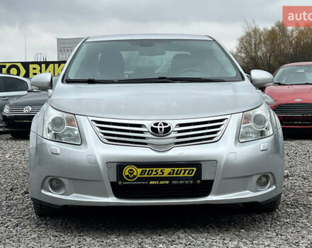Серый Тойота Авенсис, объемом двигателя 1.99 л и пробегом 230 тыс. км за 9400 $, фото 1 на Automoto.ua
