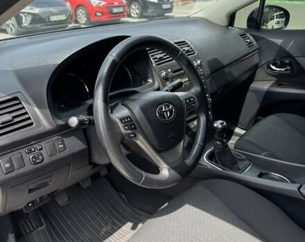 Сірий Тойота Авенсіс, об'ємом двигуна 2.01 л та пробігом 116 тис. км за 10500 $, фото 14 на Automoto.ua
