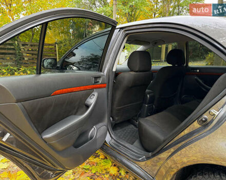 Серый Тойота Авенсис, объемом двигателя 2 л и пробегом 127 тыс. км за 7490 $, фото 20 на Automoto.ua