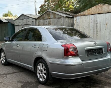 Серый Тойота Авенсис, объемом двигателя 1.8 л и пробегом 248 тыс. км за 7150 $, фото 2 на Automoto.ua