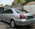 Серый Тойота Авенсис, объемом двигателя 1.8 л и пробегом 248 тыс. км за 7150 $, фото 2 на Automoto.ua