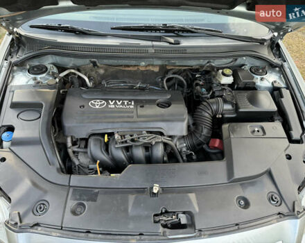Серый Тойота Авенсис, объемом двигателя 1.79 л и пробегом 225 тыс. км за 7500 $, фото 16 на Automoto.ua