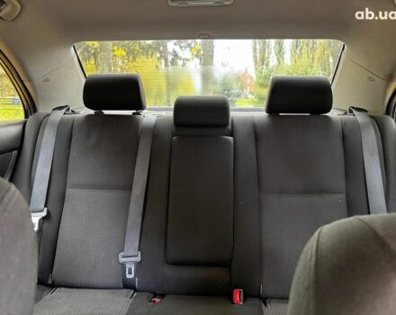 Серый Тойота Авенсис, объемом двигателя 2 л и пробегом 127 тыс. км за 7490 $, фото 15 на Automoto.ua