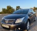 Серый Тойота Авенсис, объемом двигателя 2 л и пробегом 220 тыс. км за 9200 $, фото 1 на Automoto.ua