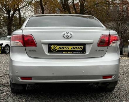 Серый Тойота Авенсис, объемом двигателя 2 л и пробегом 230 тыс. км за 9400 $, фото 4 на Automoto.ua