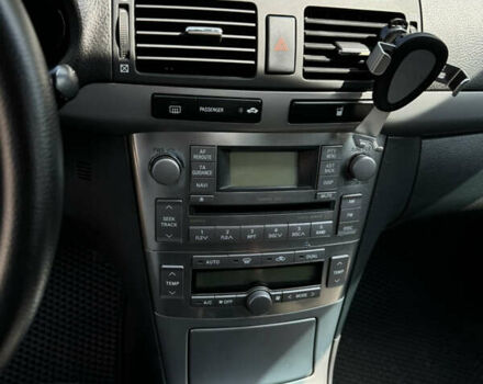 Серый Тойота Авенсис, объемом двигателя 1.79 л и пробегом 225 тыс. км за 7500 $, фото 24 на Automoto.ua