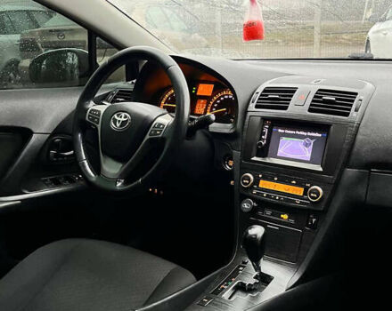 Серый Тойота Авенсис, объемом двигателя 1.99 л и пробегом 243 тыс. км за 7900 $, фото 10 на Automoto.ua