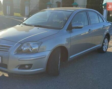 Сірий Тойота Авенсіс, об'ємом двигуна 1.8 л та пробігом 286 тис. км за 7000 $, фото 1 на Automoto.ua