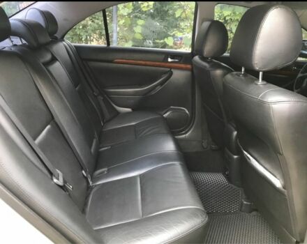 Серый Тойота Авенсис, объемом двигателя 2 л и пробегом 358 тыс. км за 7399 $, фото 6 на Automoto.ua