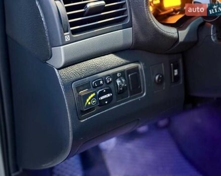 Серый Тойота Авенсис, объемом двигателя 1.6 л и пробегом 300 тыс. км за 5250 $, фото 21 на Automoto.ua
