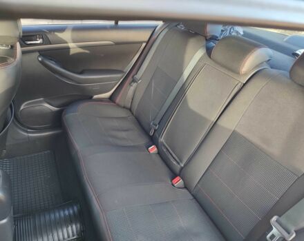 Серый Тойота Авенсис, объемом двигателя 1.8 л и пробегом 191 тыс. км за 7000 $, фото 14 на Automoto.ua