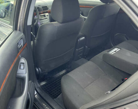 Серый Тойота Авенсис, объемом двигателя 1.8 л и пробегом 204 тыс. км за 6650 $, фото 12 на Automoto.ua