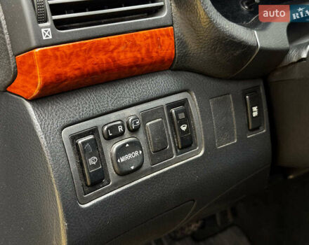 Серый Тойота Авенсис, объемом двигателя 2 л и пробегом 127 тыс. км за 7490 $, фото 16 на Automoto.ua