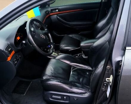 Серый Тойота Авенсис, объемом двигателя 2 л и пробегом 340 тыс. км за 10000 $, фото 11 на Automoto.ua