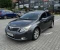 Сірий Тойота Авенсіс, об'ємом двигуна 2.01 л та пробігом 116 тис. км за 10500 $, фото 2 на Automoto.ua