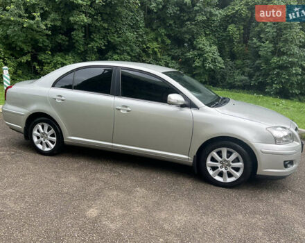 Серый Тойота Авенсис, объемом двигателя 1.8 л и пробегом 225 тыс. км за 7950 $, фото 18 на Automoto.ua