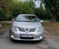 Серый Тойота Авенсис, объемом двигателя 2 л и пробегом 281 тыс. км за 9100 $, фото 1 на Automoto.ua