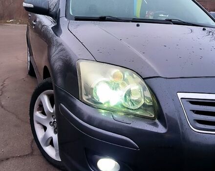 Серый Тойота Авенсис, объемом двигателя 2 л и пробегом 340 тыс. км за 10000 $, фото 6 на Automoto.ua