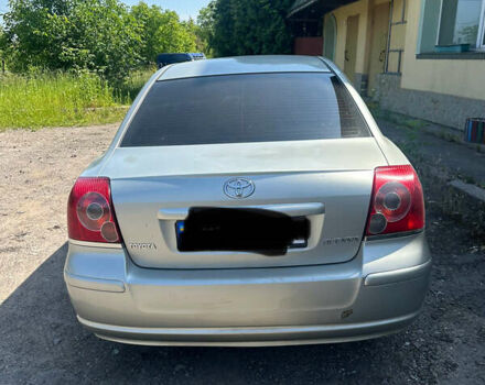 Серый Тойота Авенсис, объемом двигателя 1.79 л и пробегом 256 тыс. км за 7300 $, фото 7 на Automoto.ua
