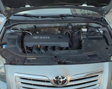 Сірий Тойота Авенсіс, об'ємом двигуна 1.8 л та пробігом 286 тис. км за 7000 $, фото 9 на Automoto.ua