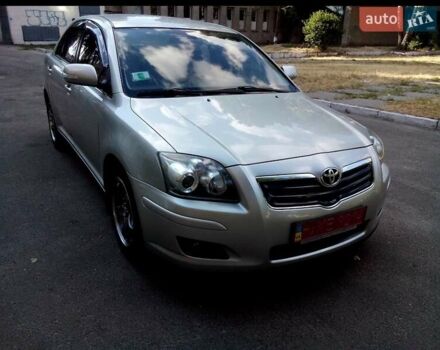 Серый Тойота Авенсис, объемом двигателя 1.8 л и пробегом 180 тыс. км за 6200 $, фото 4 на Automoto.ua