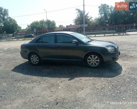 Сірий Тойота Авенсіс, об'ємом двигуна 1.8 л та пробігом 250 тис. км за 7500 $, фото 7 на Automoto.ua