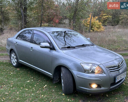 Серый Тойота Авенсис, объемом двигателя 2 л и пробегом 358 тыс. км за 7399 $, фото 3 на Automoto.ua