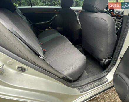 Серый Тойота Авенсис, объемом двигателя 1.8 л и пробегом 225 тыс. км за 7950 $, фото 36 на Automoto.ua