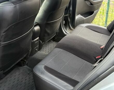 Серый Тойота Авенсис, объемом двигателя 1.8 л и пробегом 248 тыс. км за 7150 $, фото 6 на Automoto.ua