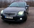 Серый Тойота Авенсис, объемом двигателя 2 л и пробегом 340 тыс. км за 10000 $, фото 1 на Automoto.ua