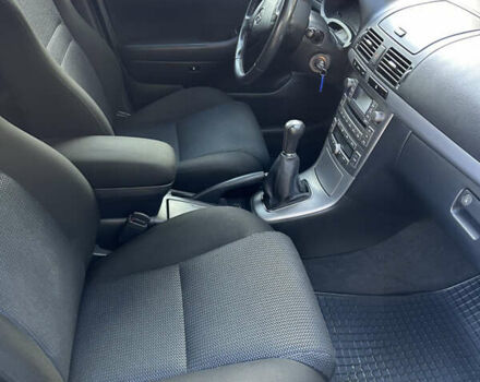 Серый Тойота Авенсис, объемом двигателя 2 л и пробегом 153 тыс. км за 8499 $, фото 11 на Automoto.ua