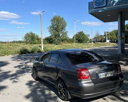Сірий Тойота Авенсіс, об'ємом двигуна 1.8 л та пробігом 237 тис. км за 6500 $, фото 2 на Automoto.ua