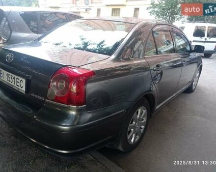 Сірий Тойота Авенсіс, об'ємом двигуна 1.8 л та пробігом 250 тис. км за 7500 $, фото 1 на Automoto.ua
