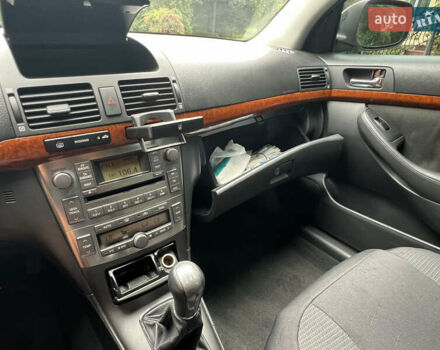 Серый Тойота Авенсис, объемом двигателя 1.8 л и пробегом 225 тыс. км за 7950 $, фото 41 на Automoto.ua