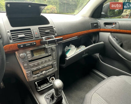 Серый Тойота Авенсис, объемом двигателя 1.8 л и пробегом 225 тыс. км за 7950 $, фото 42 на Automoto.ua