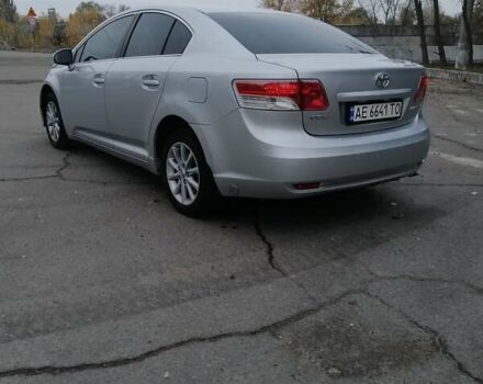 Сірий Тойота Авенсіс, об'ємом двигуна 1.8 л та пробігом 183 тис. км за 8200 $, фото 7 на Automoto.ua