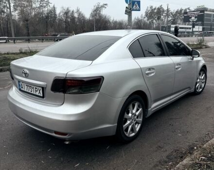 Серый Тойота Авенсис, объемом двигателя 2 л и пробегом 244 тыс. км за 6900 $, фото 3 на Automoto.ua