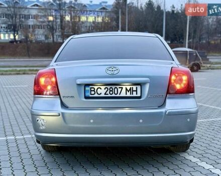 Серый Тойота Авенсис, объемом двигателя 1.6 л и пробегом 300 тыс. км за 5250 $, фото 8 на Automoto.ua