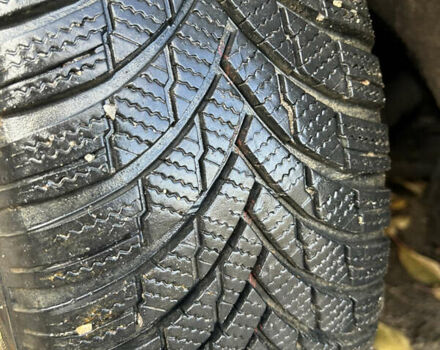 Серый Тойота Авенсис, объемом двигателя 2 л и пробегом 153 тыс. км за 8499 $, фото 26 на Automoto.ua