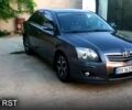 Сірий Тойота Авенсіс, об'ємом двигуна 2 л та пробігом 196 тис. км за 8200 $, фото 1 на Automoto.ua