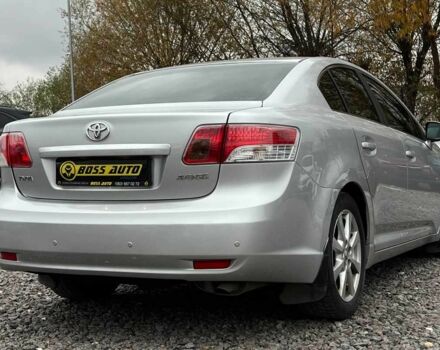 Серый Тойота Авенсис, объемом двигателя 2 л и пробегом 230 тыс. км за 9400 $, фото 5 на Automoto.ua
