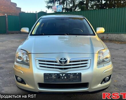 Серый Тойота Авенсис, объемом двигателя 1.8 л и пробегом 170 тыс. км за 6500 $, фото 1 на Automoto.ua